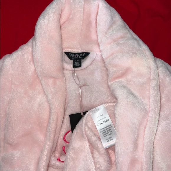 Robe ❤️ NWT - Picture 3 of 4